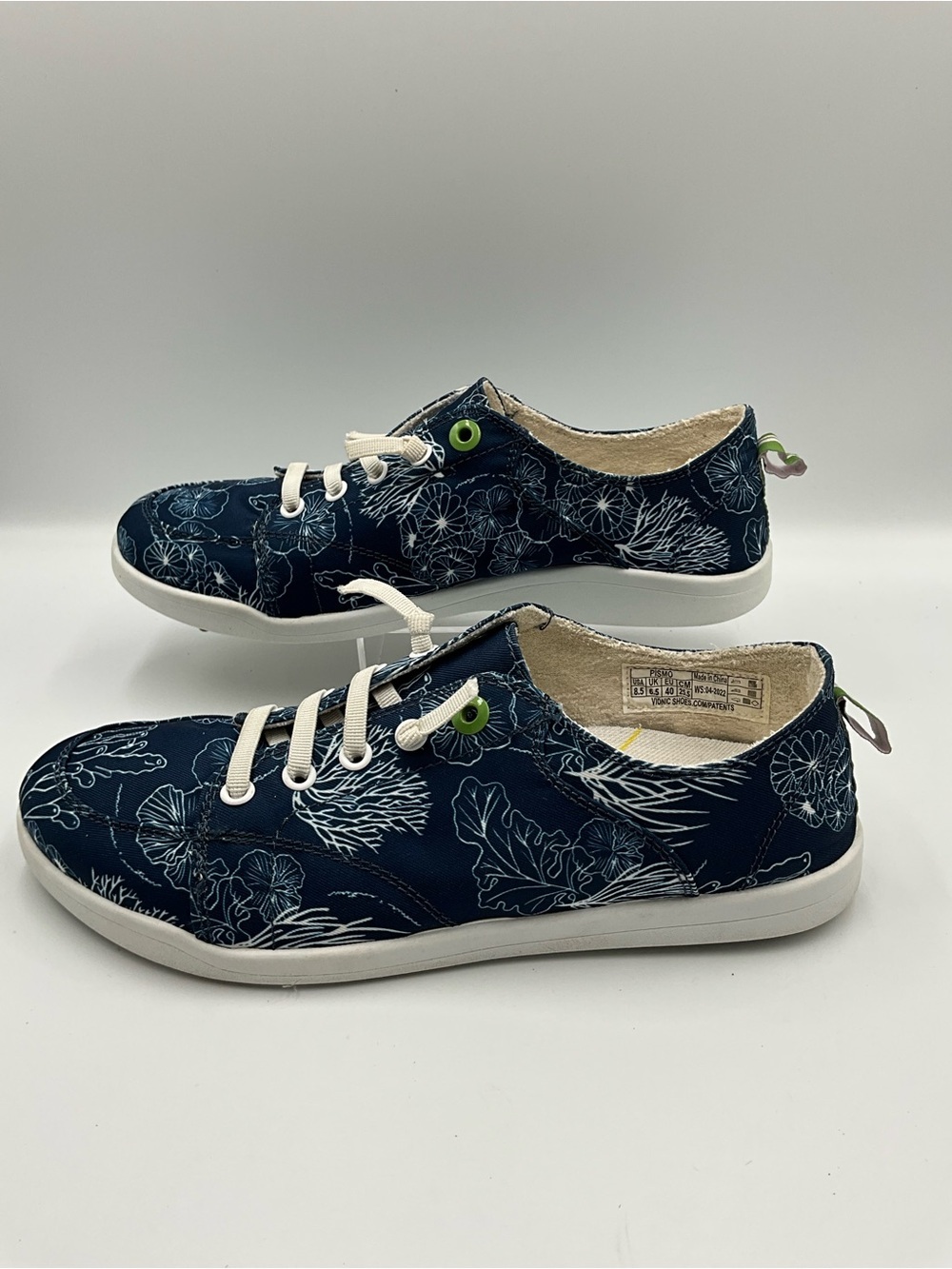 Vionic Beach Sneakers Size 8.5 Navy and Yellow Branded Insole Sneakers